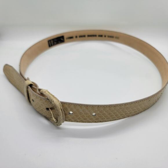 Vintage Honors Genuine Snakeskin Belt 34” Ivory Velvet Back Gold Taiwan R.O.C. - Picture 5 of 14